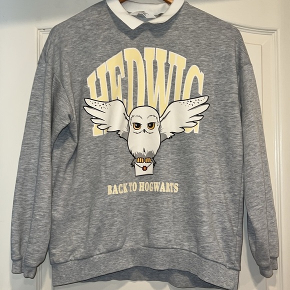 Cottagecore Harry Potter Themed Collared Sweatshirt - Picture 2 of 7